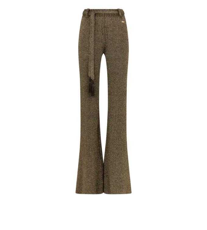 フレアパンツ